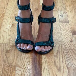 Alice + Olivia Leather with Snake-print design- Turquoise/Black Stiletto Size 9